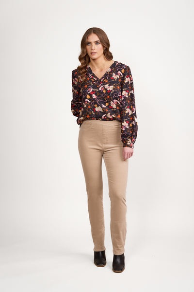 234M slim leg pinwale cord pant