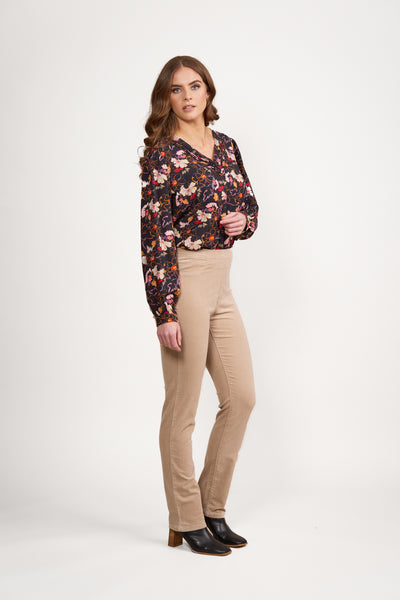 234M slim leg pinwale cord pant