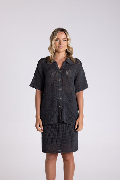 tape yarn knit shirt