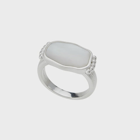 APSR16 Aphrodite goddess mother of pearl ring