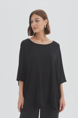 25T3702 oversized boxy tee