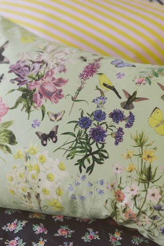 busy garden pillowcase set