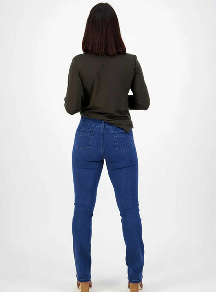 9901 slim leg jean