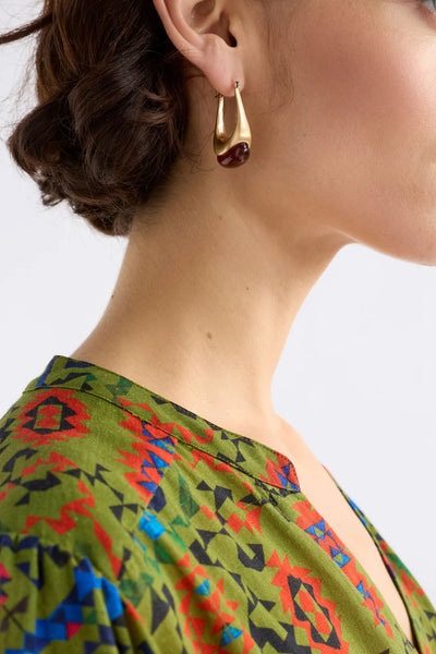 ELK korvvo long hoop earring
