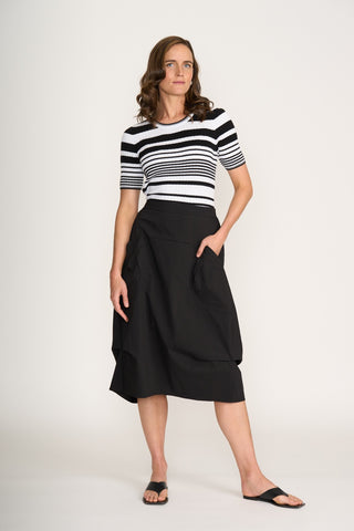 FO8358 in tucks skirt