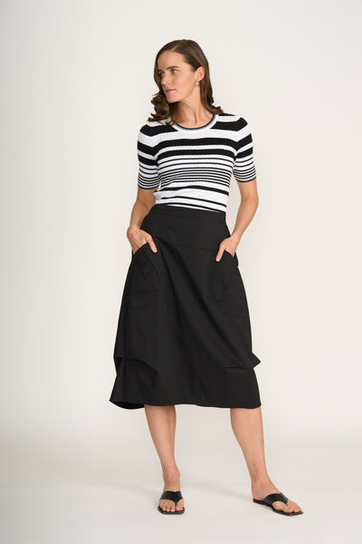 FO8358 in tucks skirt