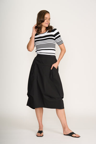 FO8358 in tucks skirt