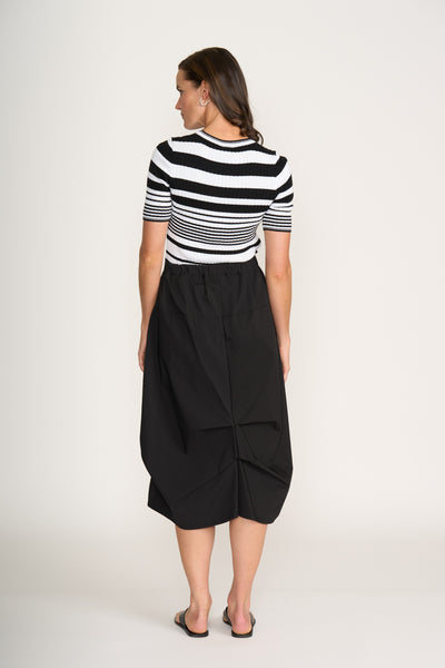 FO8358 in tucks skirt