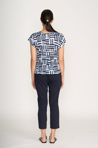 FO4901 7/8 fuss free taper pant