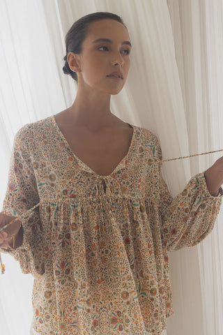 lara blouse