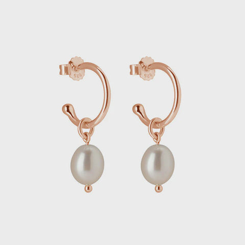 MKMPRE32 Pearl drop hoops