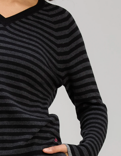 stripe v essential